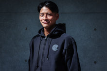 画像をギャラリービューアに読み込む, エンブレムジップアップパーカー