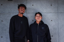 画像をギャラリービューアに読み込む, エンブレムジップアップパーカー