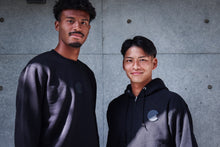 画像をギャラリービューアに読み込む, エンブレムジップアップパーカー