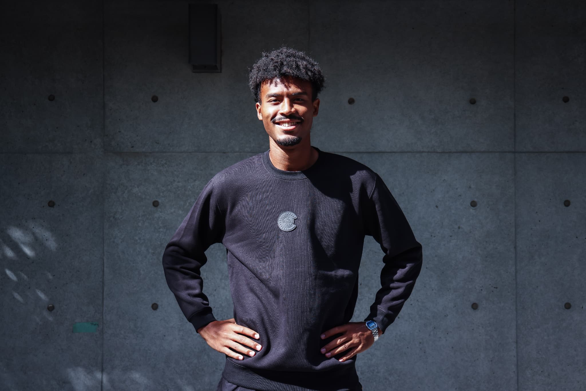 エンブレムスウェット