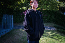 画像をギャラリービューアに読み込む, エンブレムジップアップパーカー